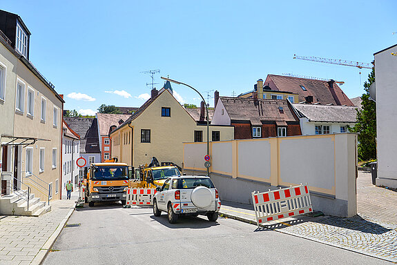 Baustelle: Derzeit ist die Freisinger Stadtentwässerung in der Amtsgerichtsgasse aktiv...