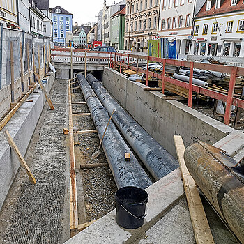 Bauarbeiten zur Sanierung und Öffnung der Stadtmoosach in der Oberen Hauptstraße. (Foto: Stadt Freising)