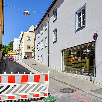 Absperrung am südlichen Ende der Amtsgerichtsgasse.
